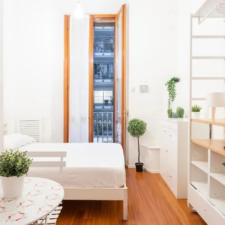 New! Lovely & Friendly In Center B Apartament Mediolan