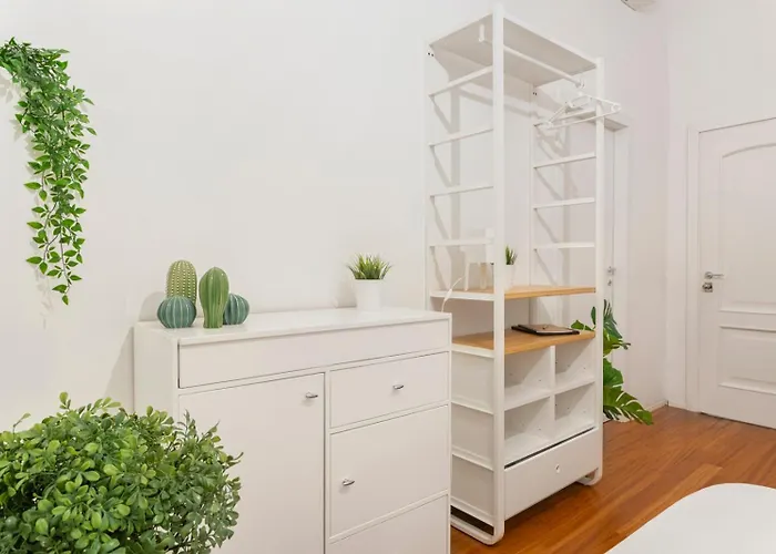 New! Lovely & Friendly In Center B Apartament Mediolan